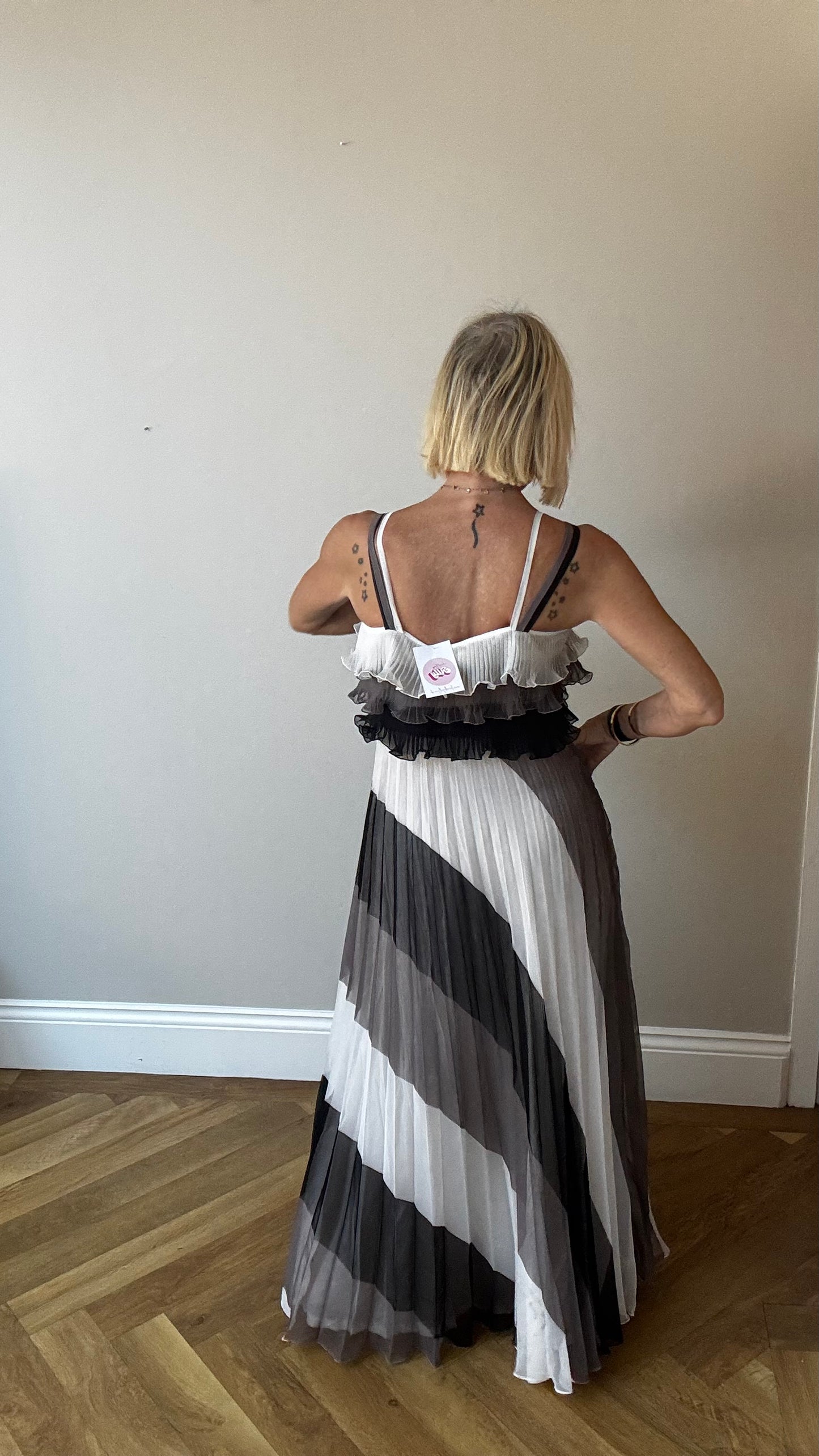 1970’s Stunning Pleated Maxi Dress