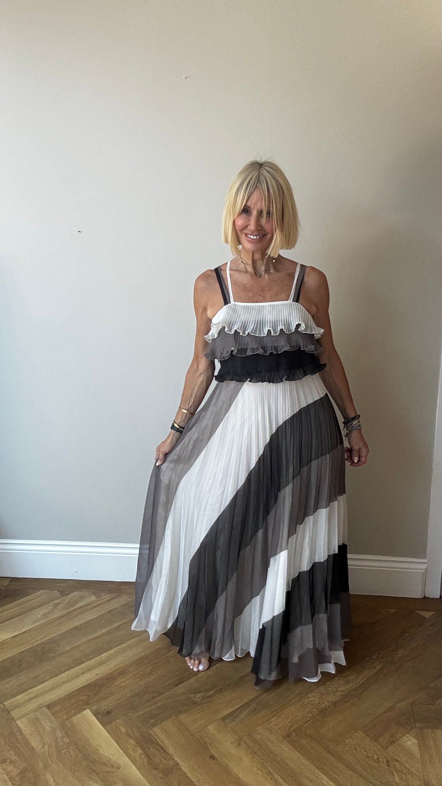 1970’s Stunning Pleated Maxi Dress