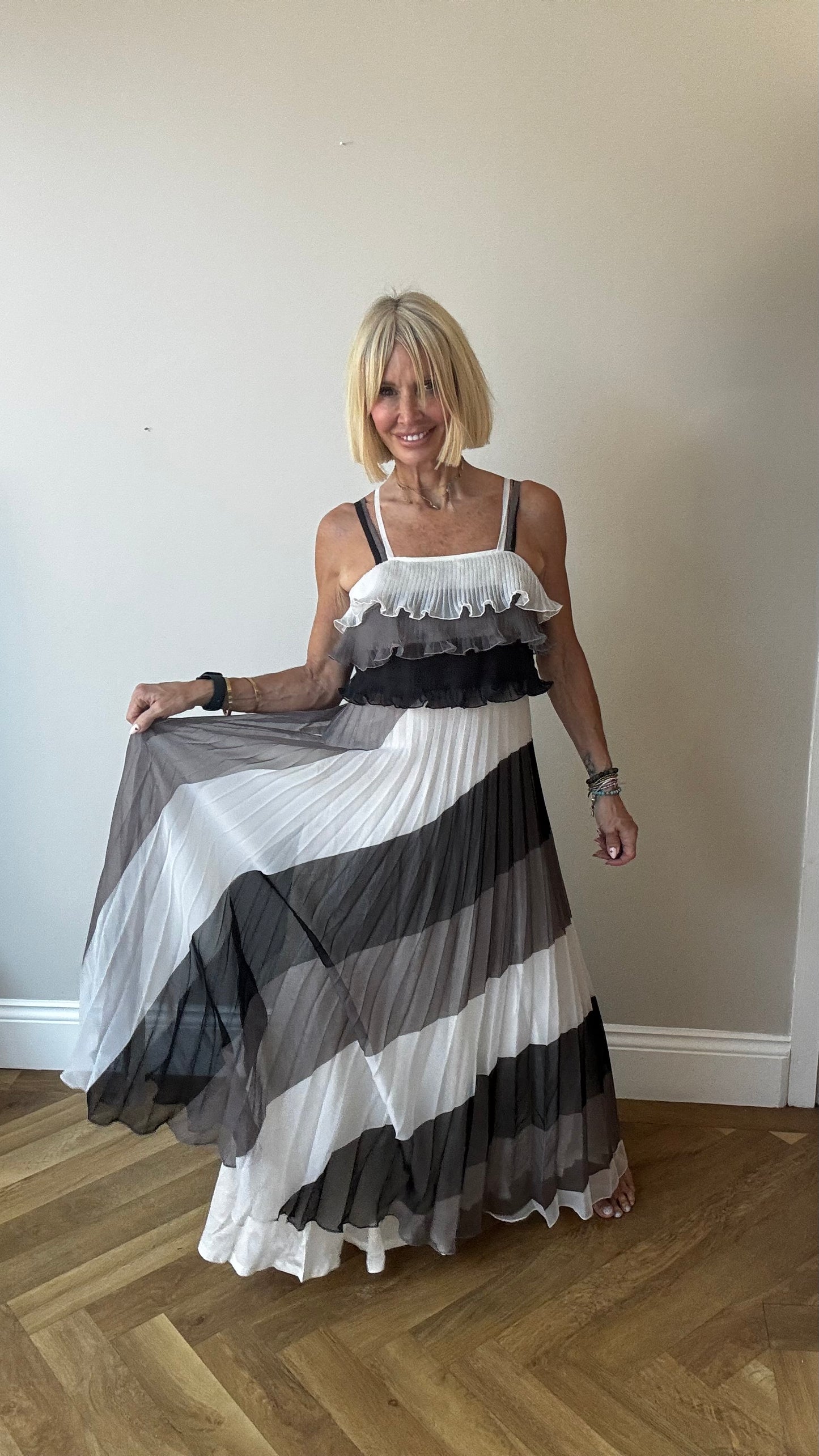 1970’s Stunning Pleated Maxi Dress