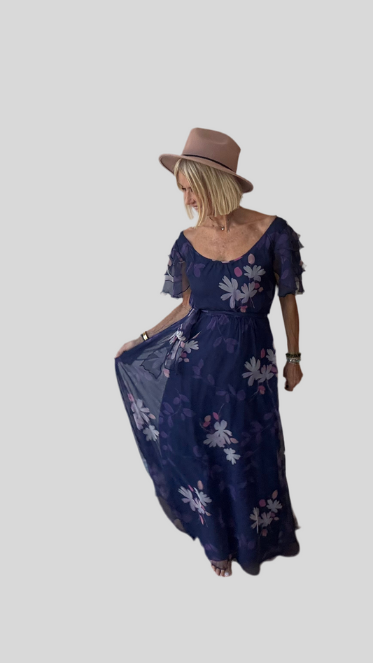 Floaty Angel Sleeve Maxi.