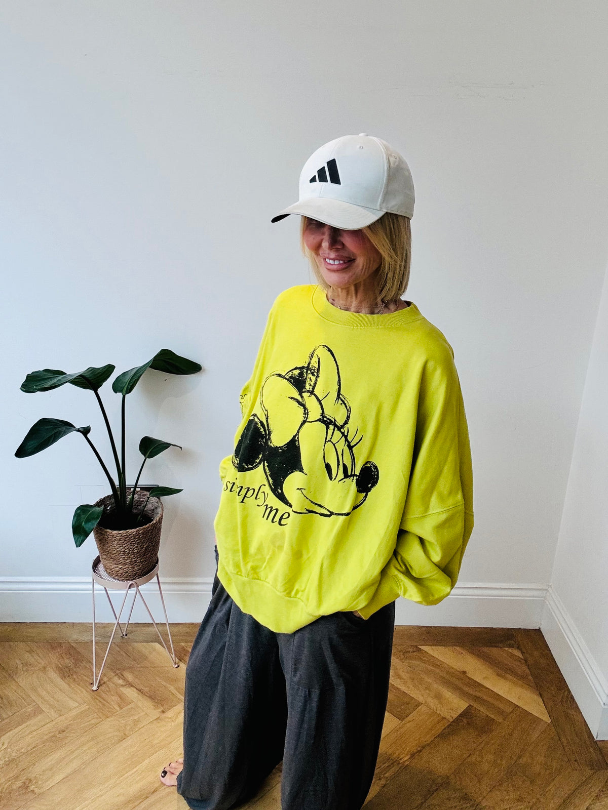 Vintage Disney Minnie Mouse Sweatshirt