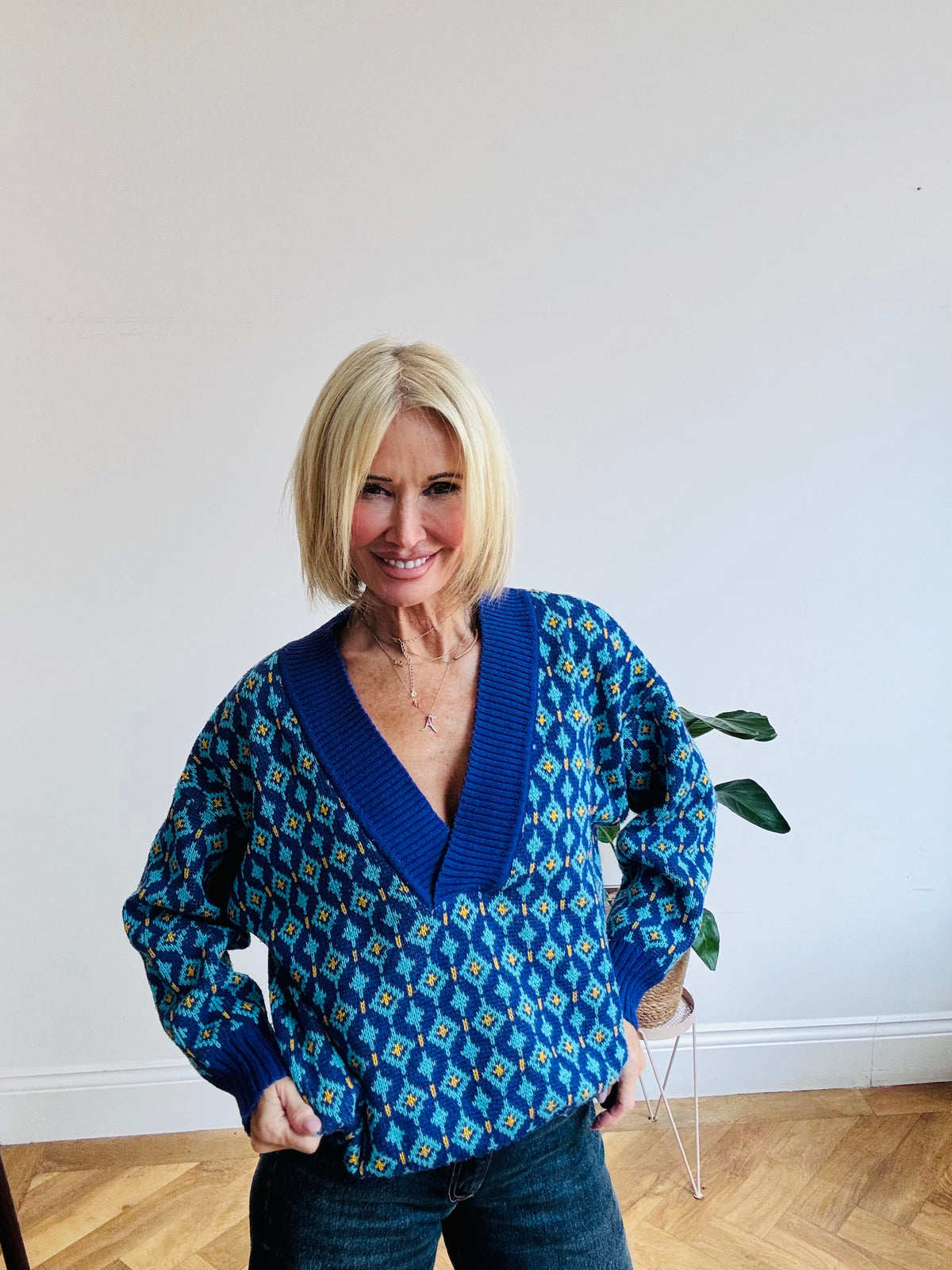 80’s V Neck Knit