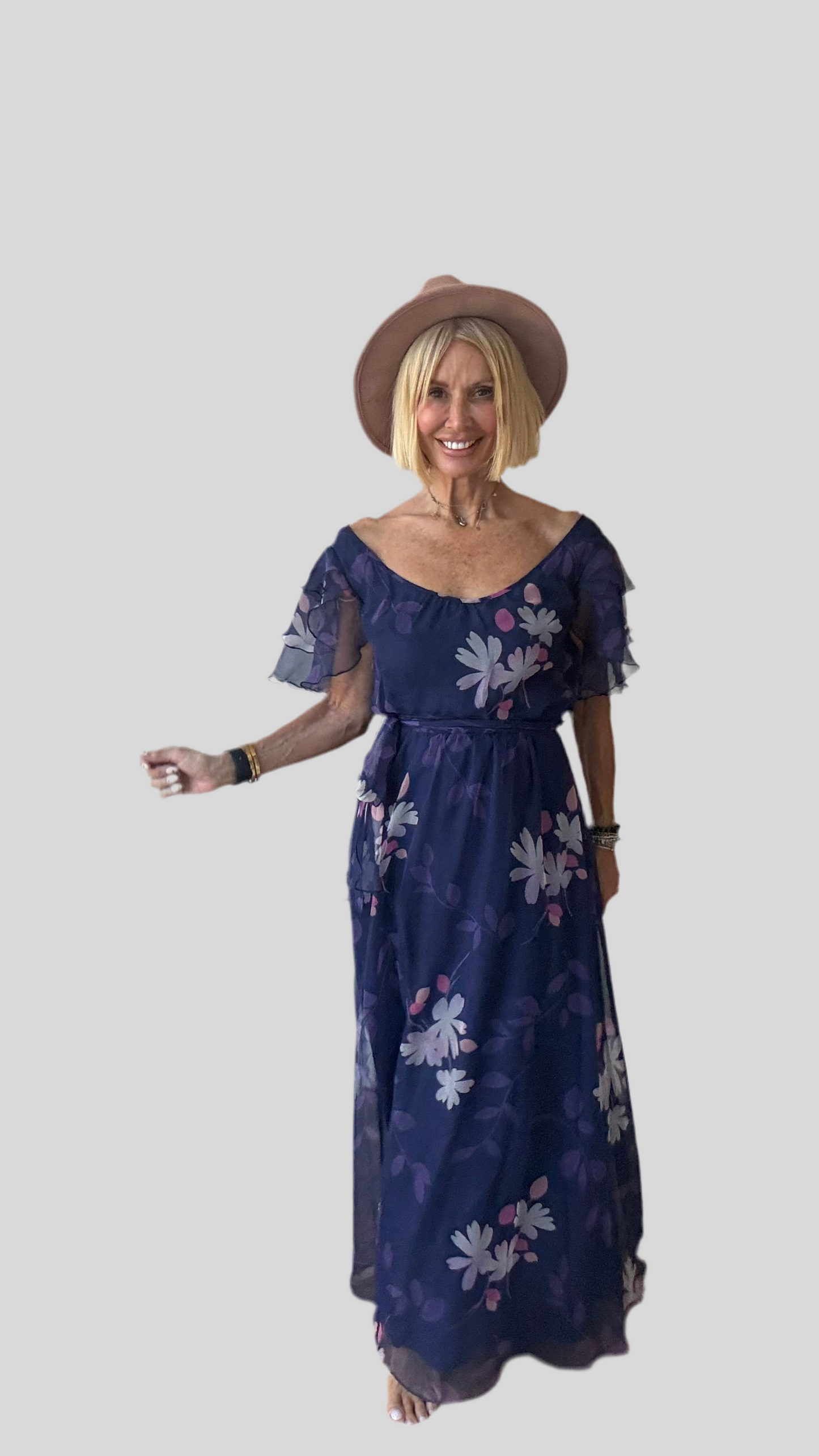 Floaty Angel Sleeve Maxi.