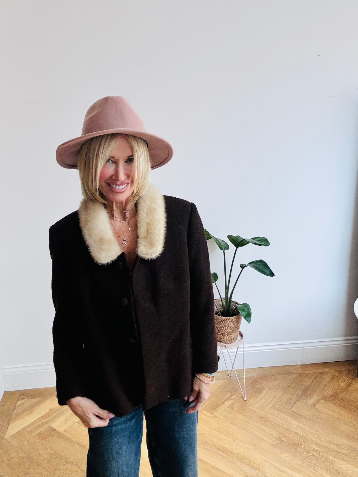 “Modelle de Paris” 1950’s Boucle Fur Collar