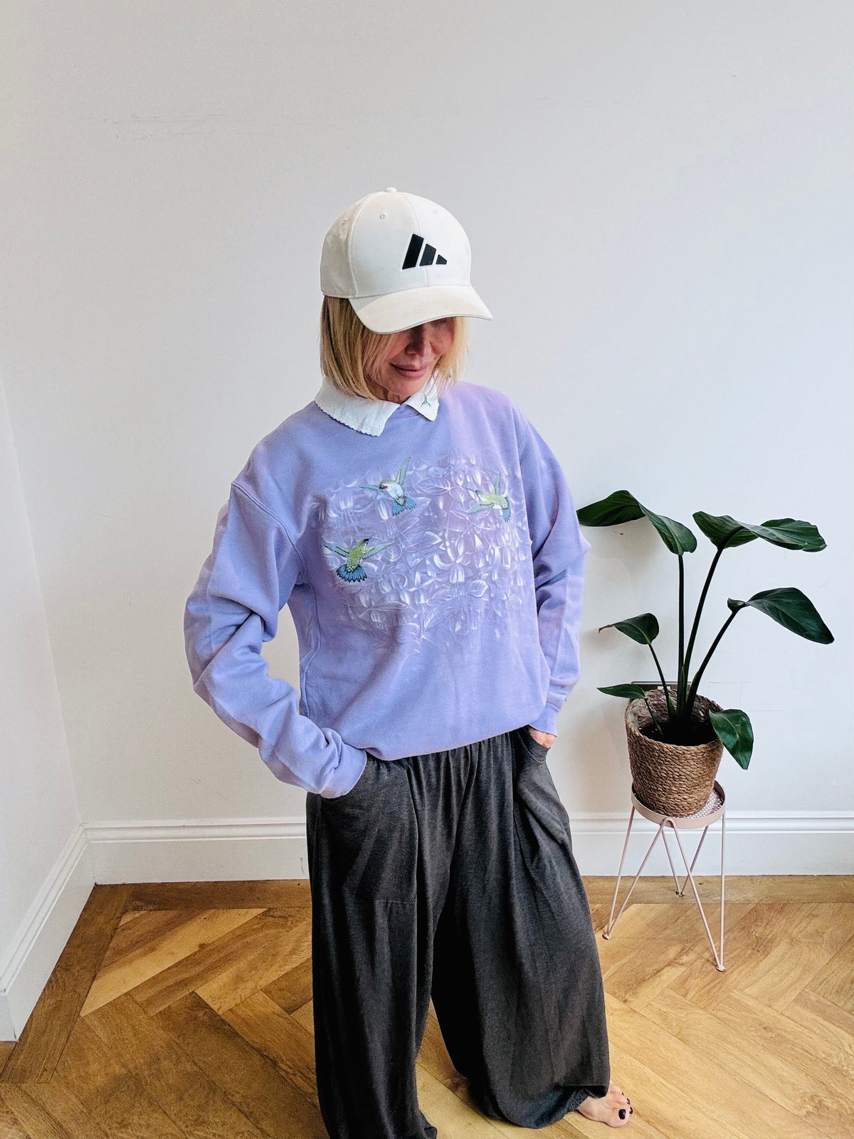80’s Sweatshirt featuring Birds