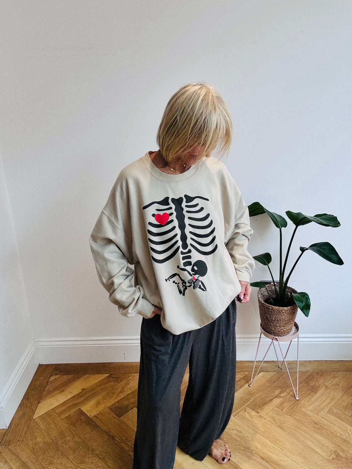 80’s Fun Skeleton Sweatshirt