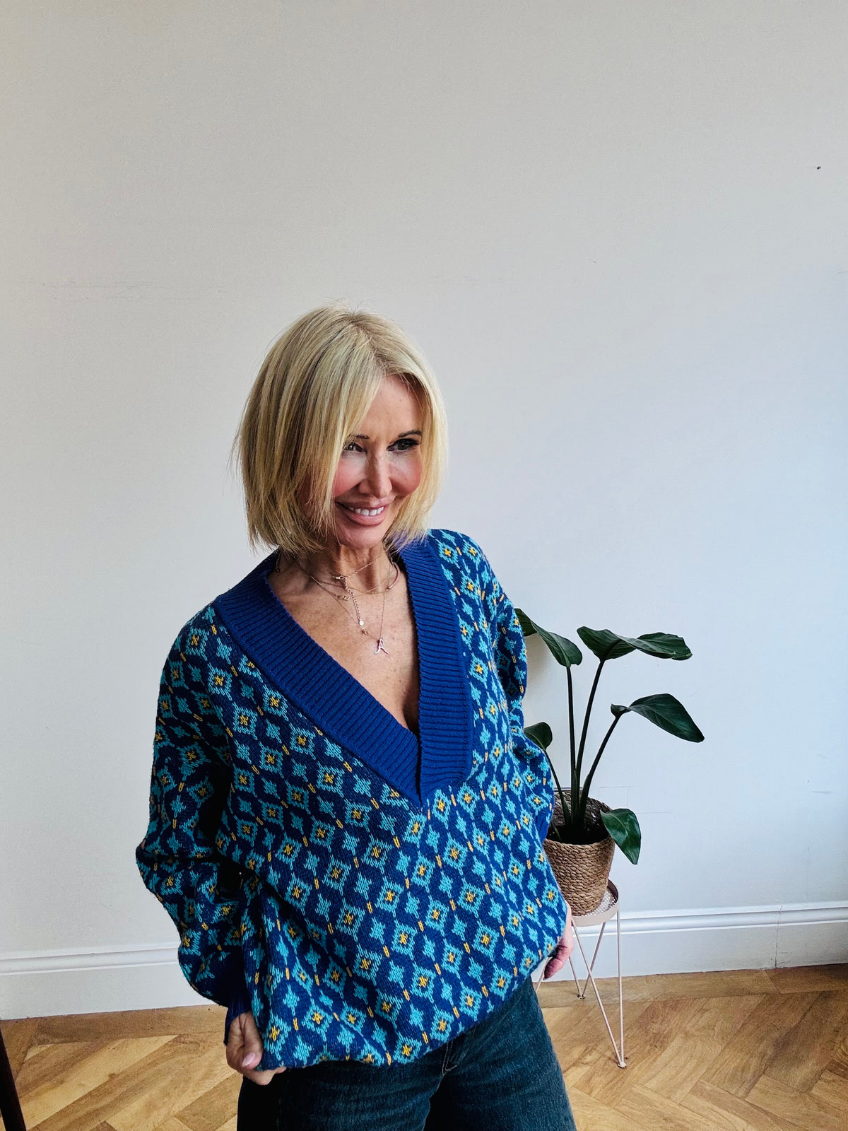 80’s V Neck Knit