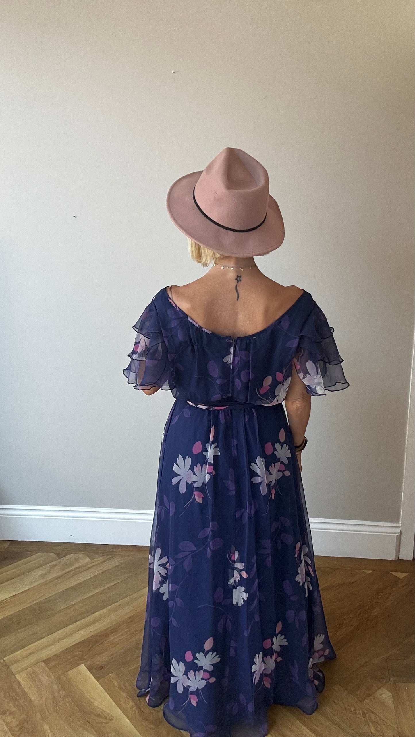 Floaty Angel Sleeve Maxi.